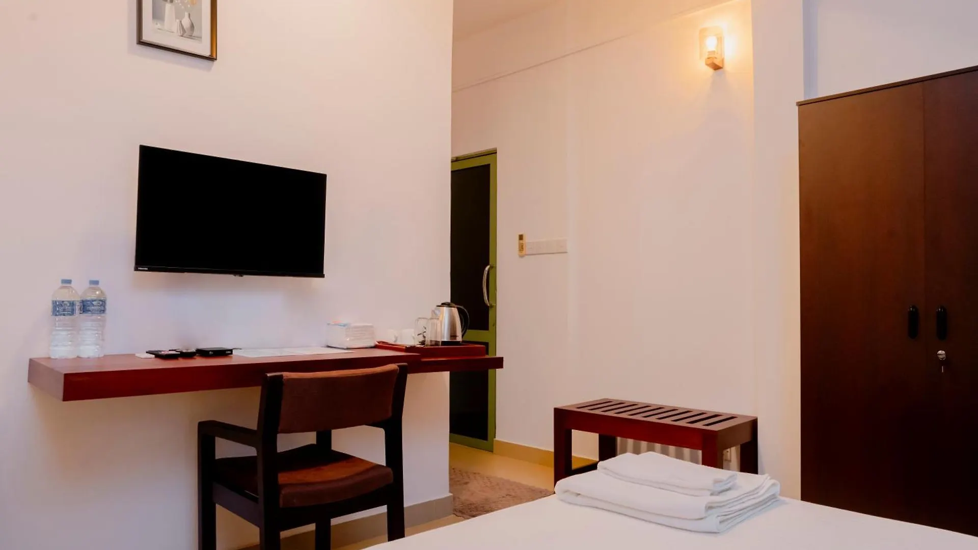Saveska Apartments Piliyandala - Non-Residents Only